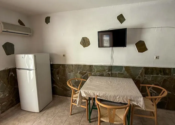 Apalonia Apartament *